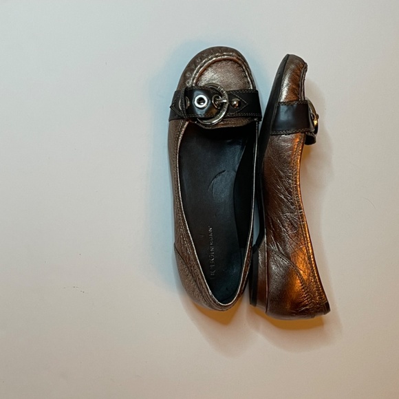 Women’s shoes - Picture 3 of 3